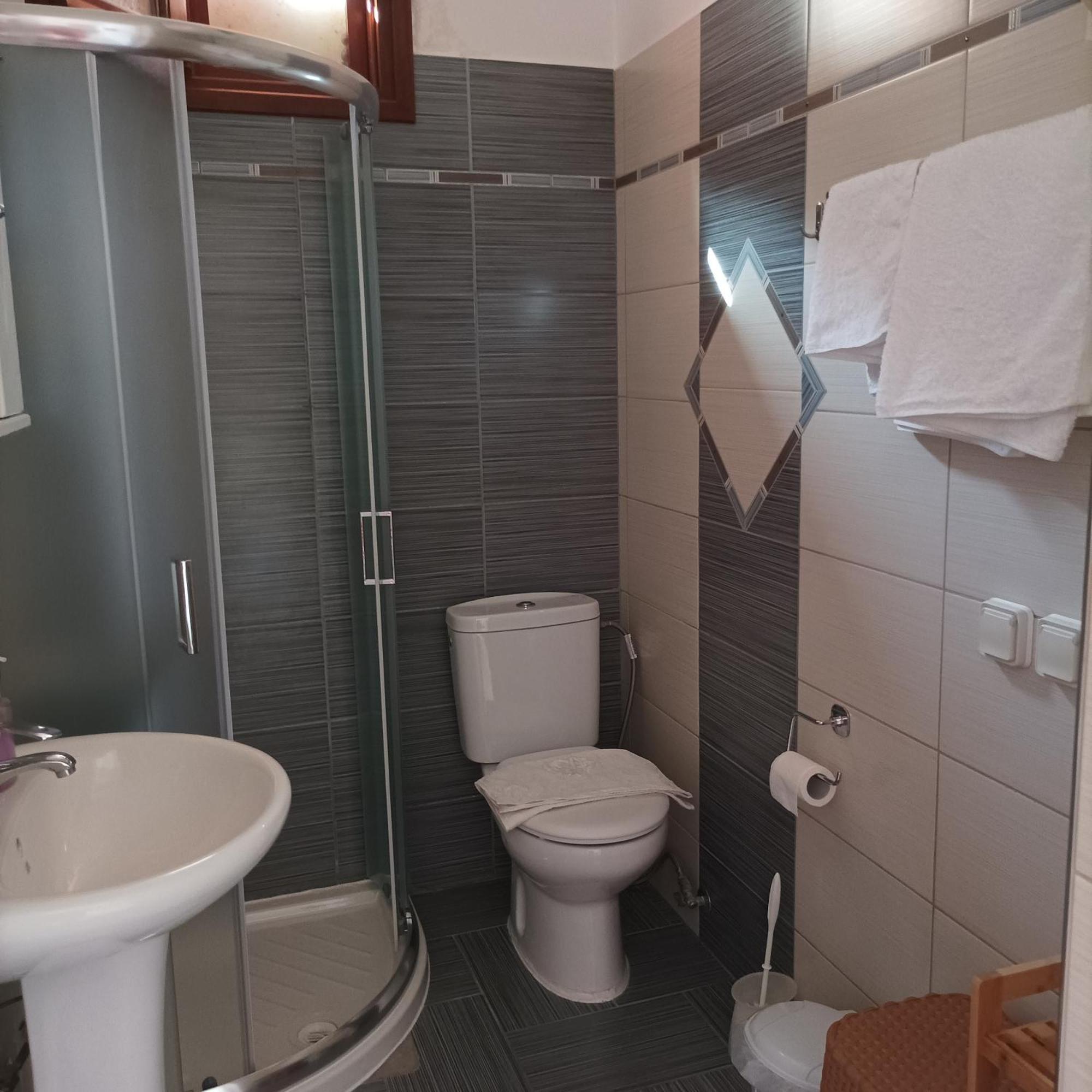 Apartamento Pedi Breeze Symi Exterior foto